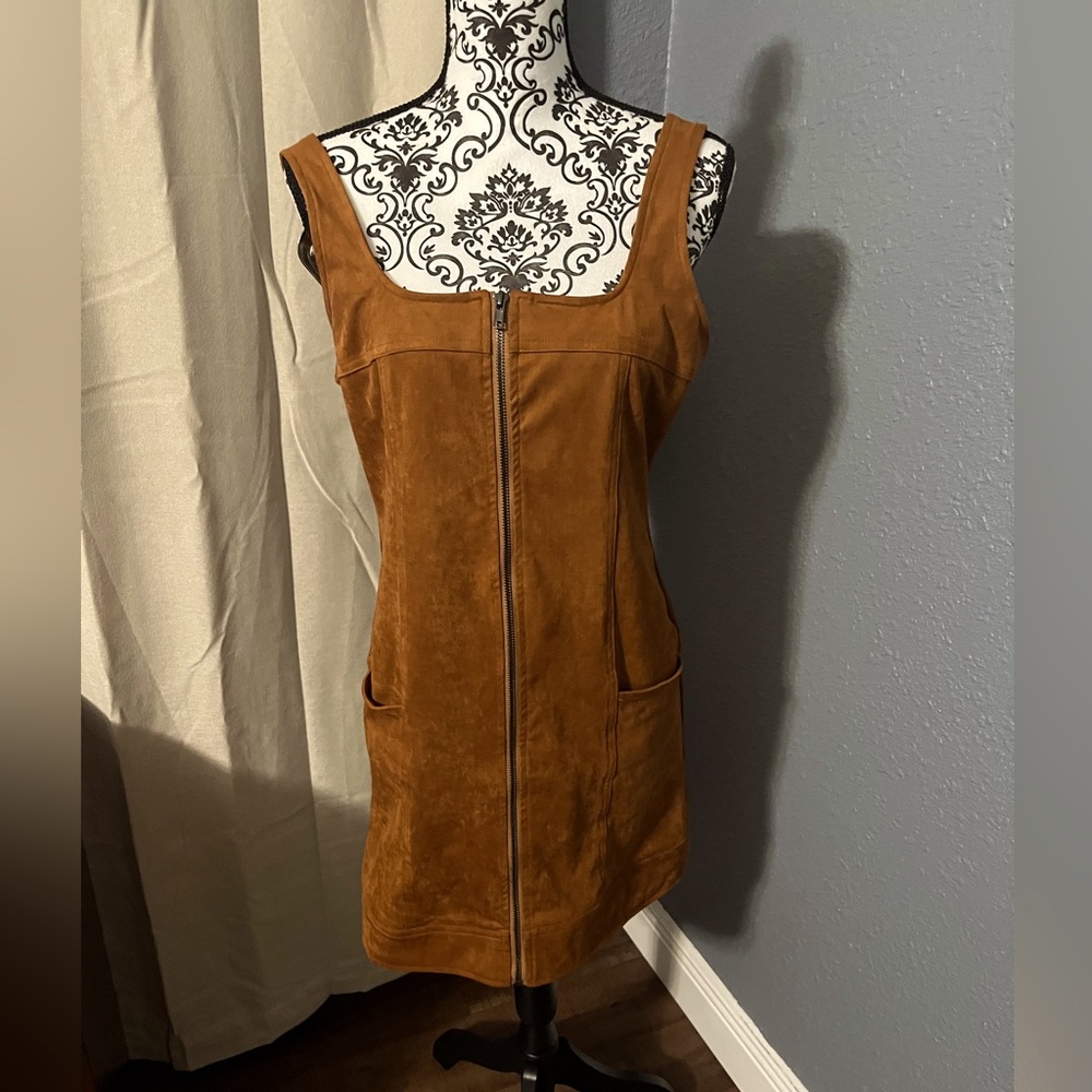 Short dress, cowgirl style